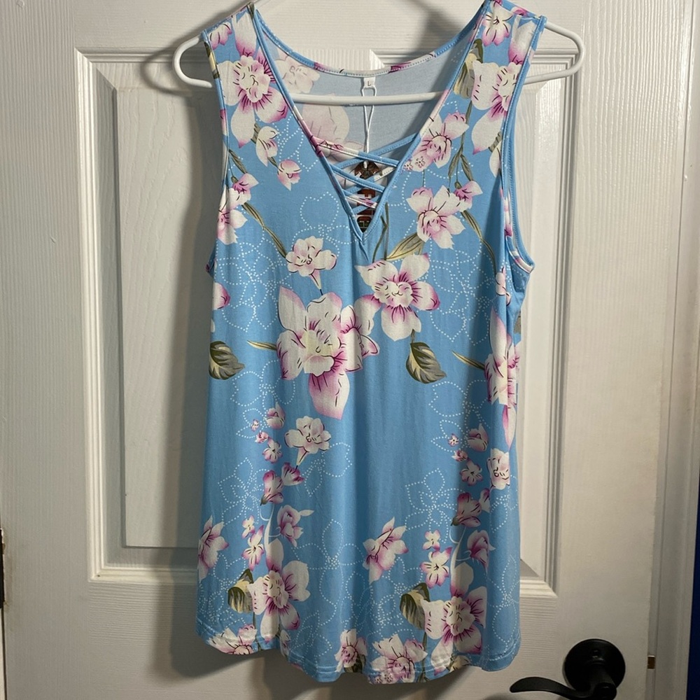 Feiersi Boutique Floral Tank Top Large NWT